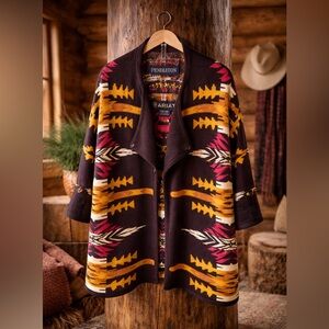 NWT Pendleton x Ariat Women's Wrap Coat in Brown Southwest Knit, One Size